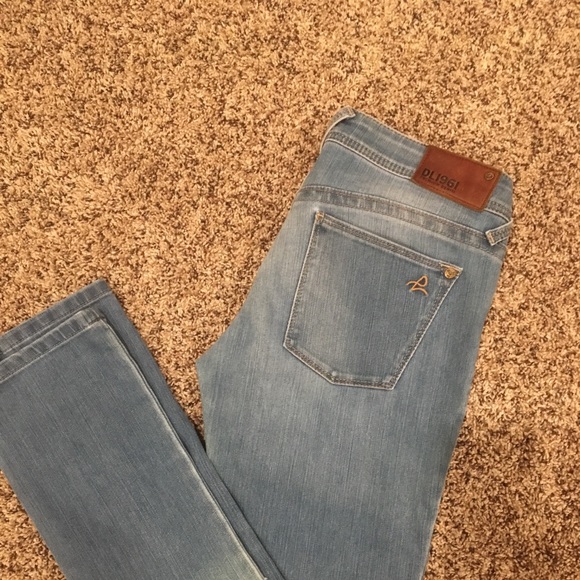 DL1961 jeans - Picture 1 of 5